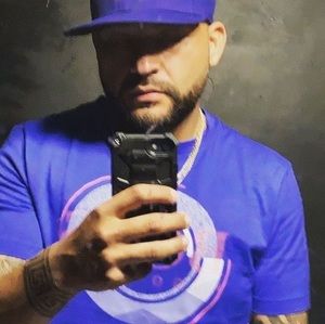 Meet your Posher, Diego